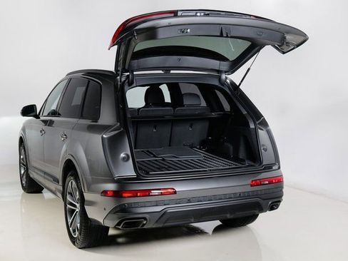 Used 2025 Audi Q7 2.0T Premium Plus w/ Premium Plus Package image 6