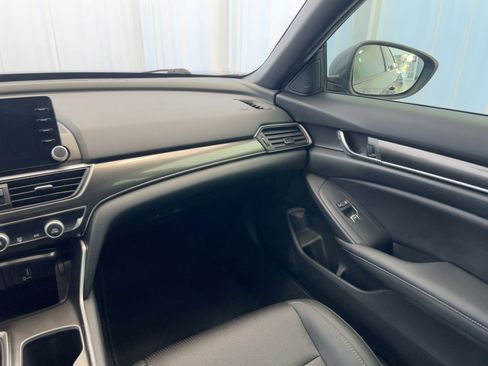 Used 2019 Honda Accord Sport image 27
