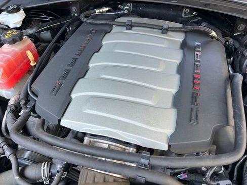 Used 2017 Chevrolet Camaro SS w/ LPO, Ground Effects Package image 30