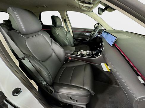 New 2026 Genesis GV70 2.5T AWD/4WD image 28