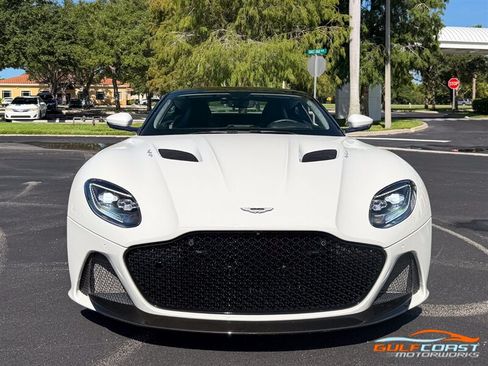 Used 2019 Aston Martin DBS Superleggera RWD image 7