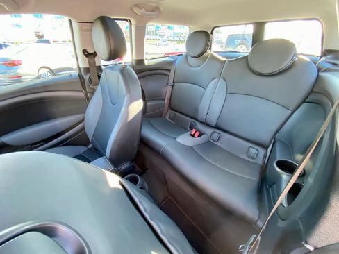 Used 2009 MINI Cooper Clubman Hardtop FWD image 11