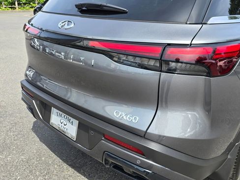 New 2025 INFINITI QX60 Luxe w/ Vision Package image 13