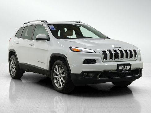 Used 2018 Jeep Cherokee Limited w/ Trailer Tow Group image 7