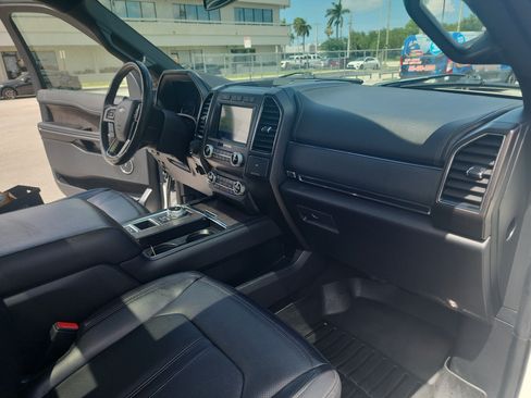 Used 2021 Ford Expedition Limited RWD image 26