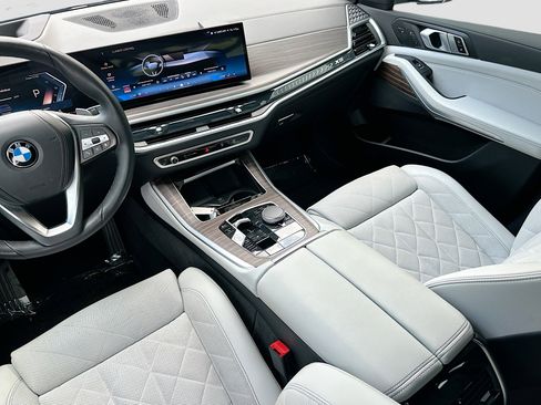 Certified 2024 BMW X5 sDrive40i w/ Climate Comfort Package RWD image 24