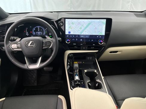 Used 2024 Lexus NX 350h AWD image 32