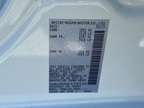 Used 2025 Nissan Altima 2.5 SV FWD image 28
