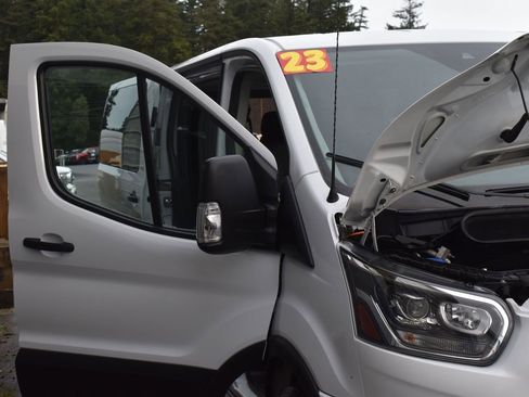 Used 2023 Ford Transit 350 XLT image 20