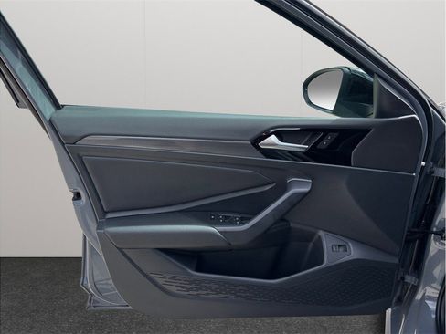 Used 2019 Volkswagen Jetta GLI FWD image 19