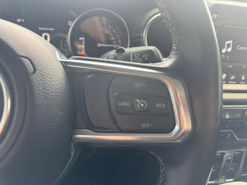 Used 2021 Jeep Wrangler Unlimited Sahara w/ Cold Weather Group image 22