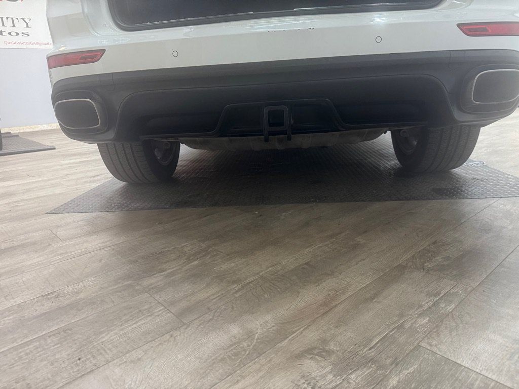 Used 2016 Porsche Cayenne AWD/4WD image 20