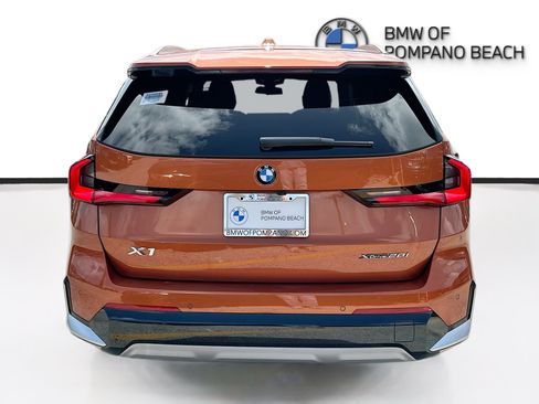 Used 2025 BMW X1 xDrive28i w/ Technology Package AWD/4WD image 6