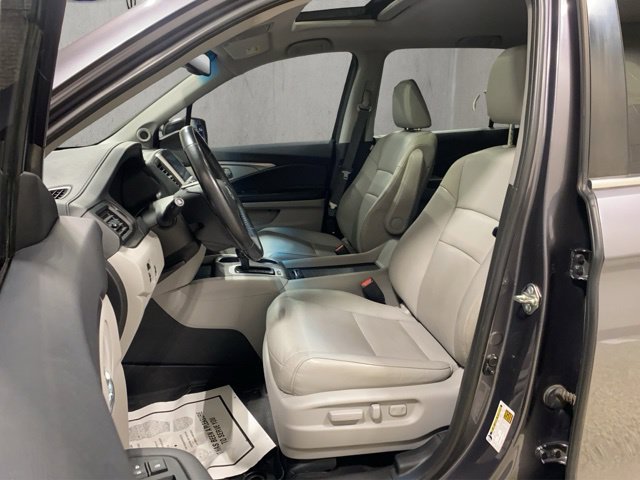 Used 2017 Honda Pilot EX-L image 12