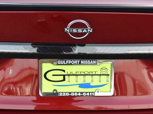New 2026 Nissan Sentra SR FWD image 7