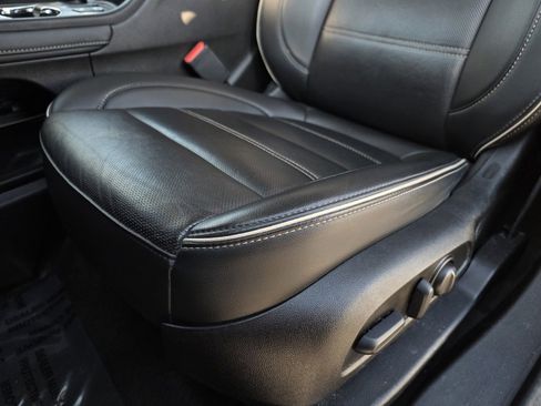 Used 2023 GMC Acadia Denali w/ Trailering Package image 23