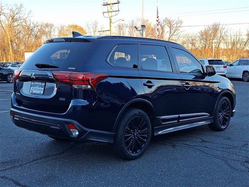 Used 2020 Mitsubishi Outlander SEL image 6