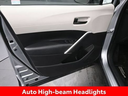 Used 2026 Toyota Corolla Cross L AWD/4WD image 14