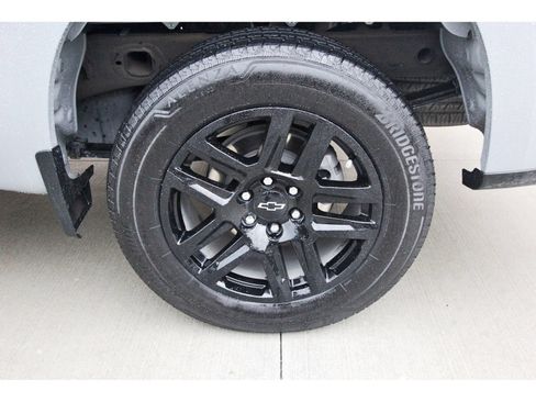 Used 2024 Chevrolet Silverado 1500 Custom AWD/4WD image 30