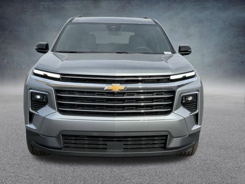 New 2026 Chevrolet Traverse LT FWD image 9