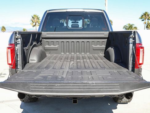 Used 2019 Ford F150 Raptor image 25