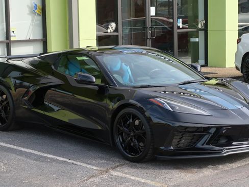 Used 2021 Chevrolet Corvette Stingray Premium Conv w/ Z51 Performance Package image 5