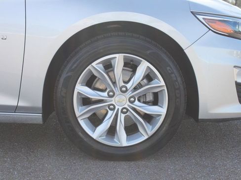 Used 2022 Chevrolet Malibu LT image 4