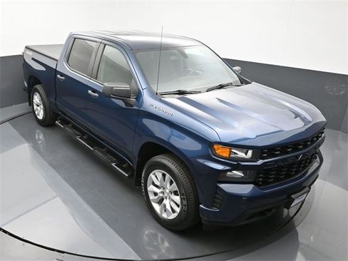 Used 2019 Chevrolet Silverado 1500 Custom w/ Custom Convenience Package image 19