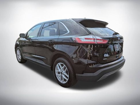 Used 2024 Ford Edge SEL AWD/4WD image 6