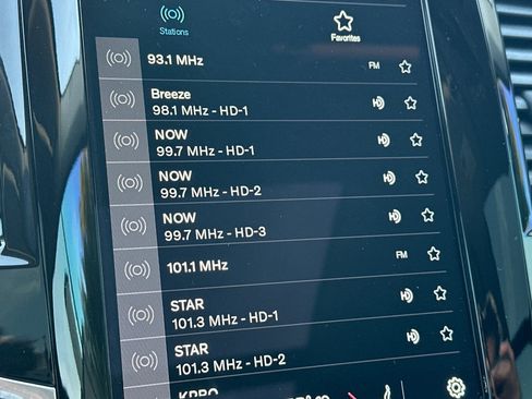 Certified 2025 Volvo XC90 T8 Ultra w/ Protection Package Premier image 22