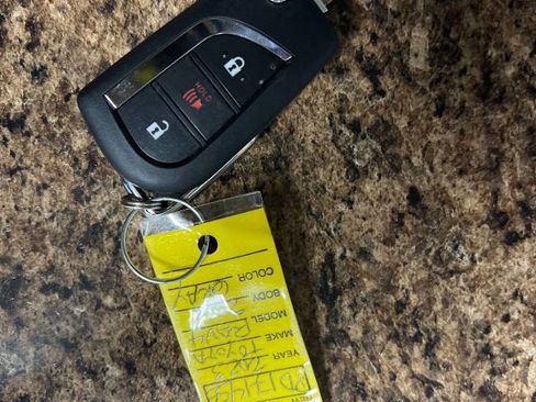 Used 2023 Toyota RAV4 LE image 17