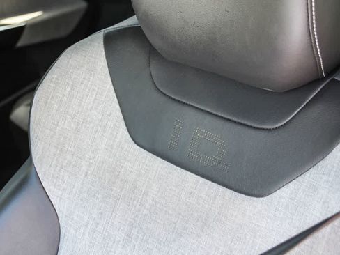 Used 2023 Volkswagen ID.4 Pro RWD image 24