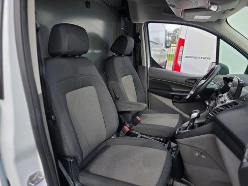 Used 2020 Ford Transit Connect XL image 10