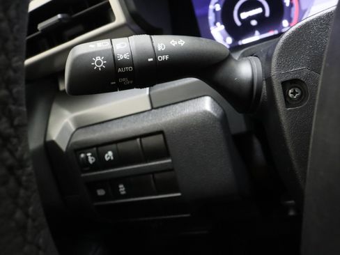 Used 2026 Toyota Tacoma TRD Off-Road AWD/4WD image 24