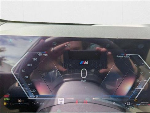 Used 2025 BMW X3 xDrive30i w/ M Sport Package image 11