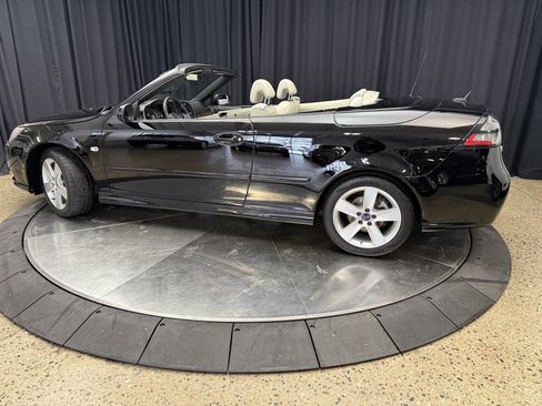 Used 2010 Saab 9-3 2.0T w/ Comfort Package image 4