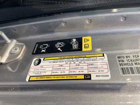 Used 2021 Jeep Wrangler Unlimited Sahara w/ Cold Weather Group image 38