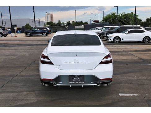 Used 2026 Genesis G70 2.5T RWD image 7
