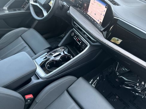 New 2025 Audi Q5 Premium Plus image 13