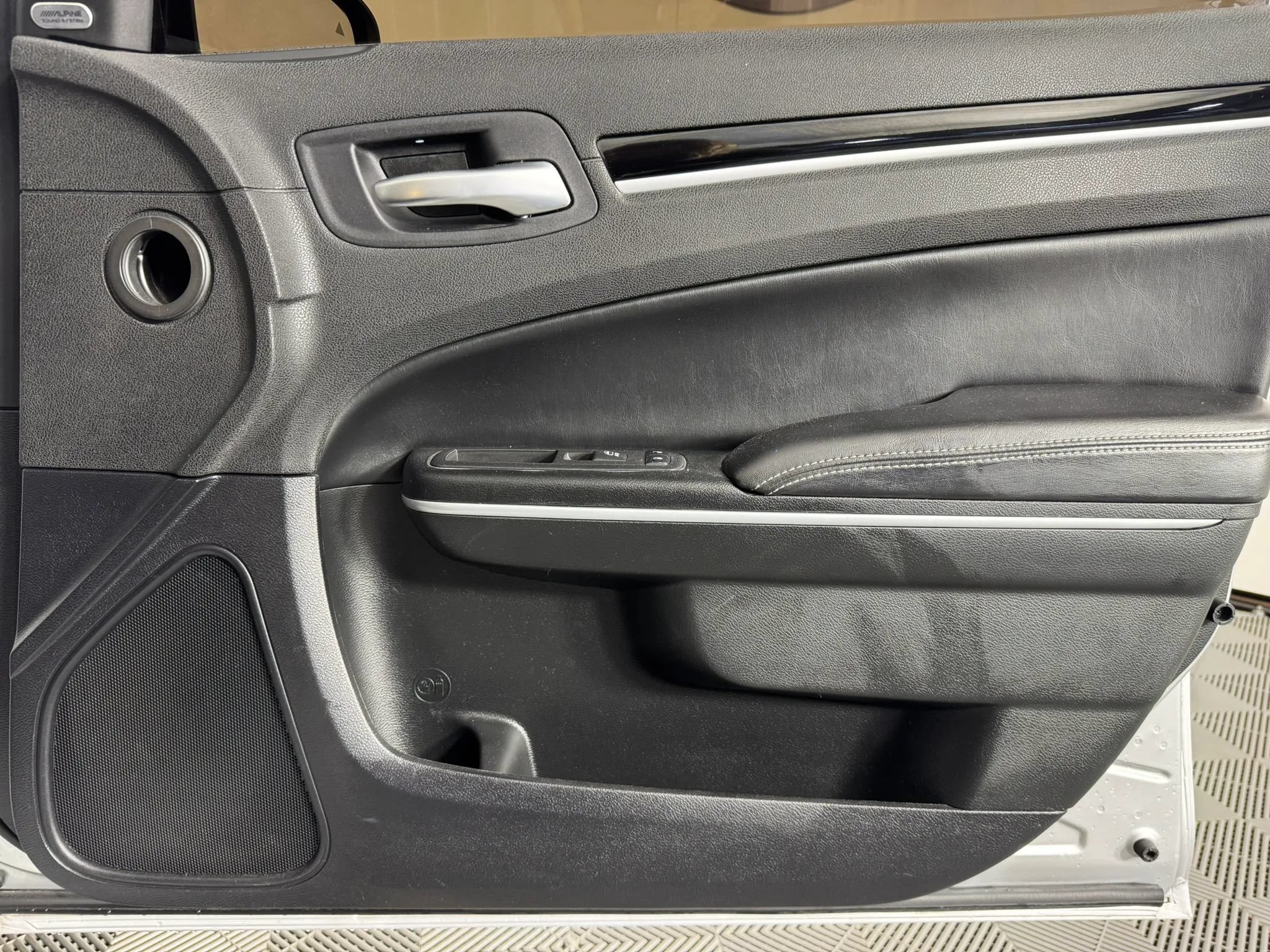 Used 2023 Chrysler 300 S RWD image 41