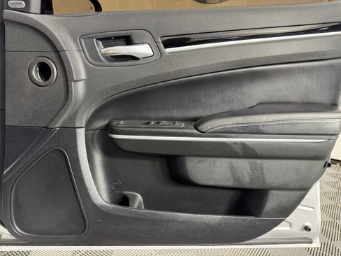 Used 2023 Chrysler 300 S RWD image 41
