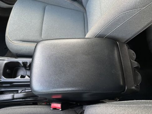 Used 2024 Jeep Wrangler Sport S image 26