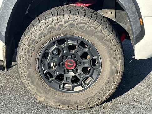 Used 2024 Toyota Tundra TRD Pro AWD/4WD image 10