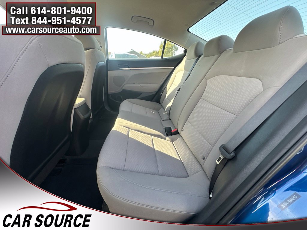 Used 2019 Hyundai Elantra SE FWD image 14