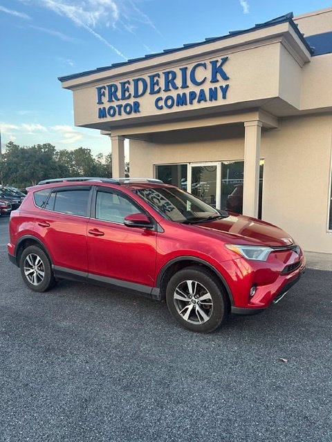 Used 2017 Toyota RAV4 XLE w/ Plus Special Value Package AWD/4WD image 1