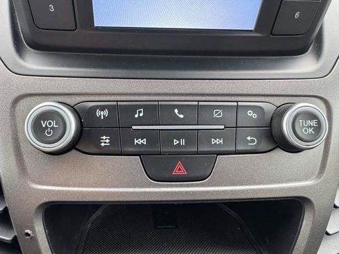 Used 2020 Ford Transit Connect XL image 17