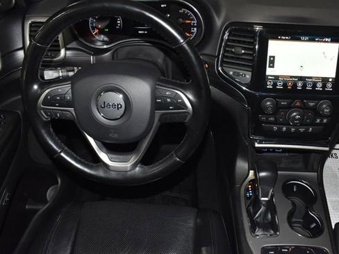 Certified 2021 Jeep Grand Cherokee Limited w/ Luxury Group II image 15