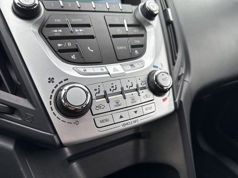 Used 2015 Chevrolet Equinox LT w/ Driver Convenience Package image 33