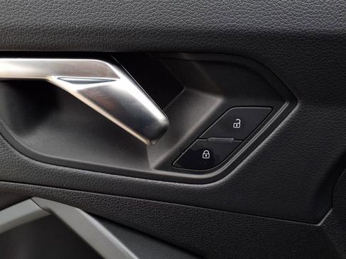 Used 2023 Audi Q3 2.0T Premium Plus w/ Premium Plus Package image 9