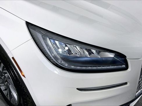 Used 2026 Lincoln Corsair Premiere FWD image 40
